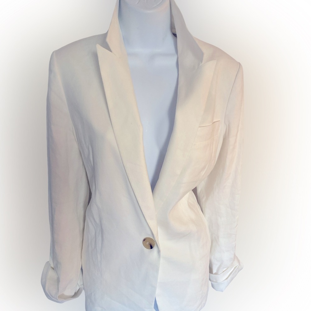 Vince White Blazer Modern Silhouette Notched Lapels-10 white linen , rayon spand - Picture 2 of 5